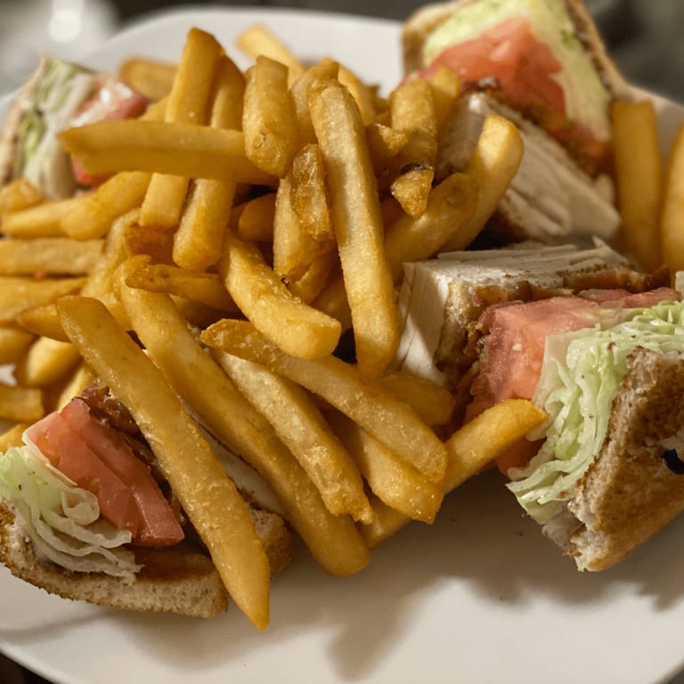 Classic Turkey Club: A Diner Favorite