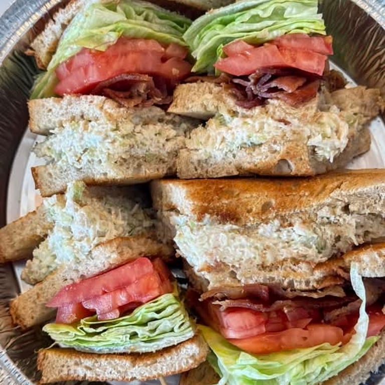 Delicious Chicken Salad Options for Breakfast and Lunch